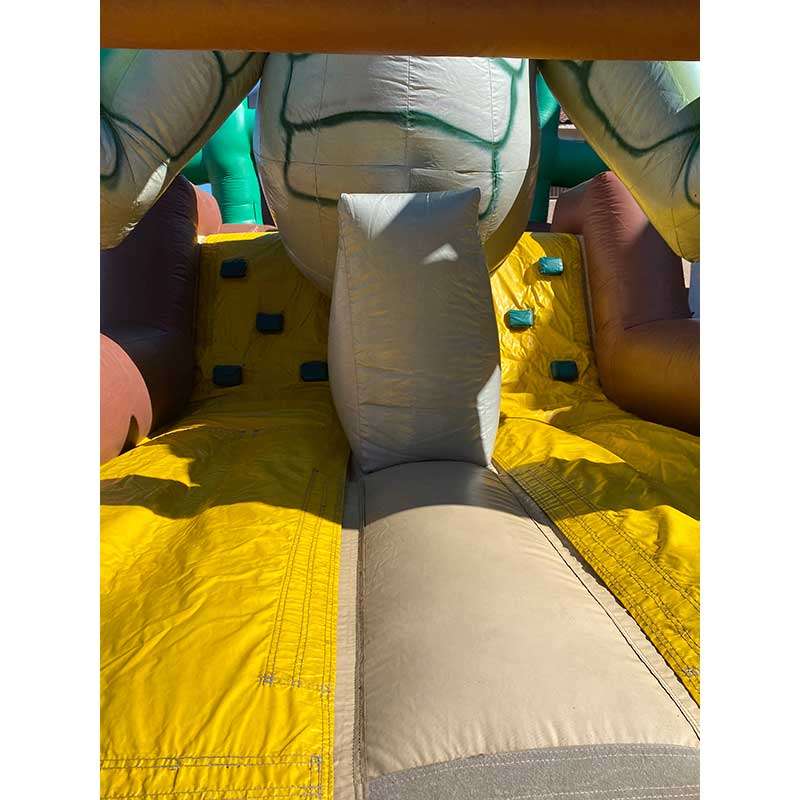 Obstacle-Course-Alien-Survivor-2